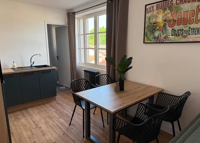 Chez Eugene, Neuf Apartment *